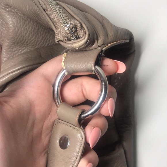 Danier Leather Shoulder bag/Handbag in beige - Picture 6 of 15